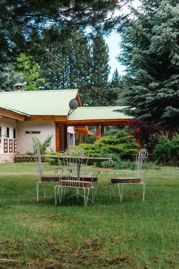 Estancia Quillen Lodge - Hosteria Aluminé 외부 사진